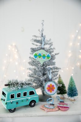 Christmas Time Retro Felt Ornaments